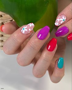 For those who likes colorful floral nail ideas will love these nails! Blue, pink and purple colors are so matching. Floral Nail Ideas