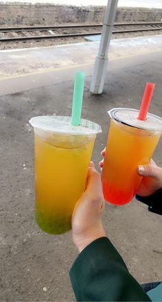 Bubble Fruit, Tea Restaurant, Food O, Best Food Ever, Food Drinks Dessert