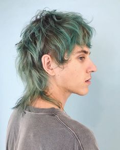 Androgynous Hair, Monochrome Makeup Look, Mens Hairstyles Medium, Mullet Hairstyle, Cut My Hair, Grunge Hair, Boy Hairstyles