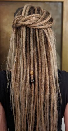 Dreads Aesthetic, Enby Hairstyles, Ulta Hair Salon, Brown Locs, Freeform Dreads, Brown Dreads, Dread Hair Extensions, Hair Doo