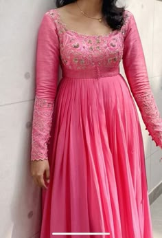 Front Neck Models For Long Frocks, Chanderi Gown Designs, Simple Gown For Women, Full Gher Anarkali Dress, Full Sleeves Designs For Dresses, Long Frock Maggam Work Designs, Neck Designs For Long Frocks, Long Frocks Neck Designs, Latest Anarkali Designs