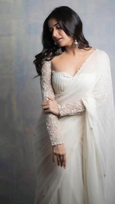 Ashika Ranganath, Off White Saree, Look Festival, Look Formal, Simple Sarees