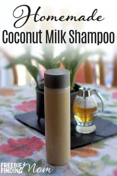 Homemade Hair Shampoo, Homemade Shampoo Recipes, Diy Hair Products Recipes, Coconut Milk For Hair, Homemade Coconut Milk, Shampoo Alternative, Coconut Milk Shampoo, Shampoo Recipe, Homemade Shampoo