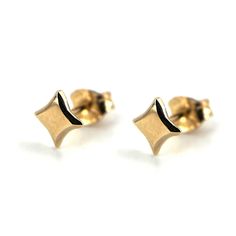 Our Riveted Sparkle Studs are made from tiny shimmering faceted antique shoe buckle rivets that have travelled through time more than two centuries before being elevated to fine jewelry. Customize with a 1.2mm diamond or sapphire Hand cast in solid 14 karat gold 7mm wide Please allow 4-6 weeks if item is made to order. Slow fashion takes time but believe us, it's worth it. Formal Yellow Gold Diamond-shaped Earrings, Gold Diamond-shaped Earrings For Anniversary, Gold Diamond-shaped 14k Earrings, 14k Gold Diamond-shaped Earrings, Gold Diamond Earrings With Polished Finish Gift, Timeless Gold Diamond-cut Earrings, Timeless Gold Diamond Cut Earrings, Timeless Yellow Gold Jewelry With Screw Back, Timeless Gold Diamond Earrings For Gift