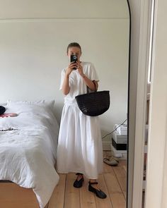 How to Style a White T-Shirt This Spring | Who What Wear UK White Shirt And Skirt Outfit, White Skirt Outfit Summer, Cotton Skirt Outfit, Spring Time Outfits, Skirt Outfit Summer, White Cotton Skirt