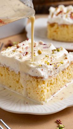 If you don’t know what to make for Eid, this Rasmalai Tres Leches is the answer 🫶   The full recipe is on my blog (in profiIe) OR leave “CAKE RECIPE” below to get it sent right to you!   https://nombeah.com/rasmalai-tres-leches-cake/  #rasmalaicake #rasmalai #eiddesserts #treslechescake #tresleches