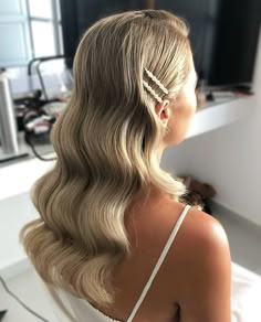 Wedding Reading, Bridal Hair Down, Hollywood Hair, Bridesmaid Hair Makeup, Long Hair Wedding Styles, Wedding Hair Inspiration, Wedding Hair Down, Hairdo For Long Hair, Prom Hairstyles