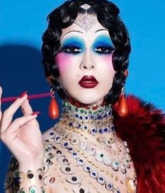 Violet Chachki 1920s Makeup, Violet Chachki, Drag Make-up, Drag Queen Makeup, Drag Makeup, Make Up Tutorial, Queen Makeup, Make Up Inspo, Horror Movie Characters