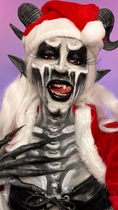 Creepy Santa makeup look #krampus #krampuscosplay #krampusmakeup #christmasmakeup #christmasmakeuplook #sfxmakeup Krampus Makeup Inspiration, Spooky Christmas Makeup, Creepy Christmas Makeup, Sfx Christmas Makeup, Christmas Horror Makeup