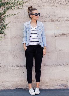 Running Errands Outfit, Errands Outfit, Chique Outfit, Mode Tips, Denim Jacket Outfit, Boyfriend Jean, Outfit Jeans, Mode Casual, 가을 패션