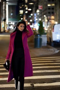 Disco Chic, Pretty Winter Outfits, Winter Coat Outfits, Fall Fashion Coats, Classy Winter Outfits, Wardrobe Tips, Outfits Chic, Nice Style, Winter Blues