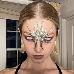 Shiseido Makeup, Hunter Schafer, Futuristic Fashion, Gala Dresses, Makeup Inspo, Pretty People, To Look, Aura