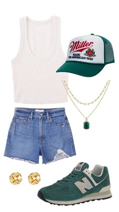 Women’s Outfit With Hat, Country Concert Outfit With Trucker Hat, Sports Game Outfit Summer, Beer Garden Outfit Summer, Coors Hat Outfit, Sporty Cowgirl Outfits, Outfits To Wear With Hats, Lake Outfit Summer Aesthetic, Trendy Baseball Game Outfits