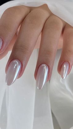 Bride’s Nails, Manicure For Wedding, White Nails With Designs, White Nails Design, Nails For Wedding, Nails 2025, Nails Bride, Simple Wedding Nails, Nail White