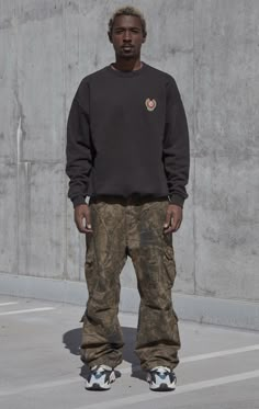 Yeezy 700 Outfit, Kanye Streetwear, Men’s Yeezy Outfit, Kanye West Streetwear, Kanye Outfits 2022, Yeezy Season 3 Fashion Show, Kanye West Outfits, Kanye Fashion, Yeezy Fashion