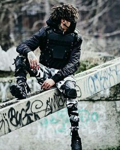 Hairstyle Black, Street Goth, Inner Thoughts, Urban Style Outfits, Male Clothing, Urban Fashion Trends, Cyberpunk Fashion, Stylish Boys