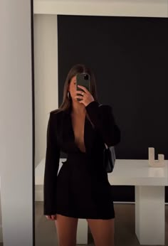 Elegantes Party Outfit, Stile Kylie Jenner, Chique Outfit, Fest Outfits, Outfit Chic, Looks Black