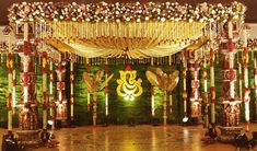 Pelli Mandapam Decoration, Vidhi Mandap, Leaf Decor Wedding, Ganesh Decoration, Hindu Wedding Decorations, Indian Wedding Stage, Saree Function, Engagement Stage Decoration, Hall Decorations