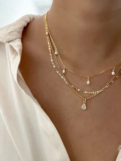 Fine Jewelry Necklaces, Formal Gold Jewelry, Gold Jewelry Formal, Stacked Jewelry Necklaces, Jewelry Aesthetic Necklaces, Prom Jewelry Ideas, Prom Jewelry Gold, Classy Jewelry Gold, Gold Prom Jewelry