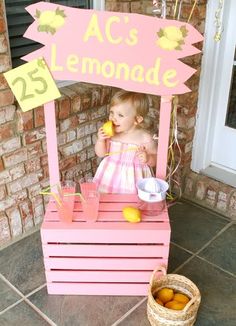 Pink lemonade stand birthday party baby shower bridal shower idea. See more at www.karaspartyideas.com Lemonade Stand Birthday Party, Lemonade Stand Birthday, Kids Themed Birthday Parties, Moments Photography