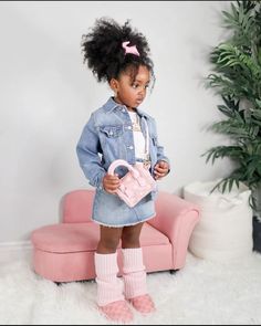 Toddler Winter Outfits Girl Black, Cute Black Toddlers, Black Toddler Girl Outfits, Black Toddler Girl, Stylish Toddler Girl, Toddler Swag, Winter Birthday Outfit, Minnie Outfit