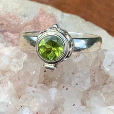 Peridot 925 Sterling Silver Poison Ring, Size 9 Vintage Poison Ring, Poison Ring, Green Jewelry, Boutique Jewelry, Womens Jewelry Rings, Ring Size, 925 Sterling Silver, Women Jewelry, Boutique