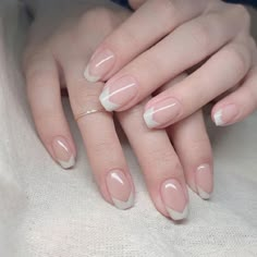 Minimal Nails Art, Toe Nail Color, Elegant Nail Art, Minimal Nails, Spring Nail Art