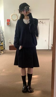 Cold Day Outfits, Mori Fashion, Japan Outfit, Winter Outfits For Work, Student Fashion, Japanese Outfits, 가을 패션, Fashion Design Clothes, Casual Fall Outfits