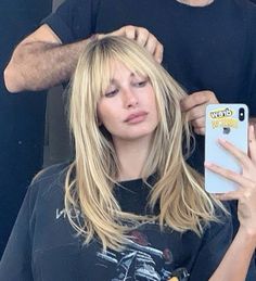 Blonde Hair Fringe, Wispy Bangs Hairstyles, Micro Pony, Hailey Rhode Baldwin, London Hair, Blonde Layered Hair, Cortes De Cabello, Beautiful Haircuts