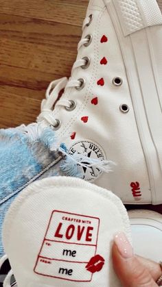 Heart converse <3 Royal Hotel, White Converse, Lana Del Ray, Shoe Inspo, Aesthetic Shoes, Swag Shoes, Pretty Shoes, Dream Shoes