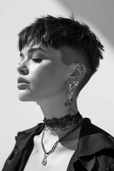 Woman Undercut Short Hair, Pixie Hair With Undercut, Pixie Haircut Black Hair, Short Pixie Hair Color Ideas, Short Hairstyles With Undercut, Women’s Short Haircut, Women’s Short Haircuts, Woman Undercut, Short Haircut For Oval Face