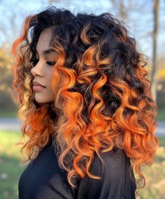 Curly Bob in Calico Cat Hair Color Colored Hair Curly, New Hair Trends, Colored Curly Hair, Hair Trend