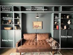 a couch sitting in front of a book shelf filled with books