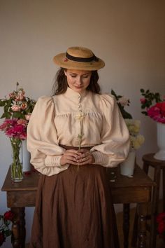 1900 Fashion Women, 1910s Fashion Women, Edwardian Era Fashion, Victorian Era Dresses, Edwardian Blouse, 1900 Fashion, George Sand, Victorian Blouse, 1910s Fashion