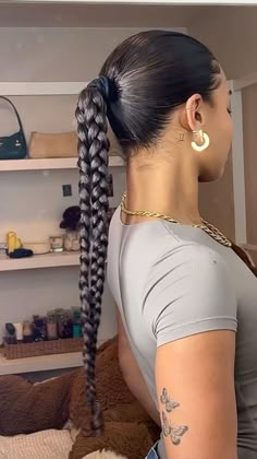 Curly Hair Styles Easy, Pool Hairstyles, Hairdos For Curly Hair, Slicked Back Hair, Peinados Fáciles Para Cabello Corto, Hairstyle Inspo, Hair Stylies, Slick Hairstyles, School Hairstyles