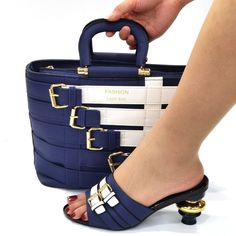 Product style: Italian design Products include: Shoes + bag:1 Set  Heels height: 6.5 cm  UK Shoe Size (Women's):UK 4,UK 5,UK 6,UK 6.5,UK 7,UK 7.5,UK 8 US Shoe Size (Women's):US 6.5,US 7.5,US 8.5,US 9,US 9.5,US 10,US 10.5 EUR Shoe Size (Women's):EUR 37 / 38 / 39 / 40 / 41 / 42 / 43  AU Shoes Size（Women's):AU 5 / 6 / 7 / 7.5 / 8 / 8.5 / 9 Material：PU Leather Suitable for: Party, Weddings, Offices and so on.  Age: 17-60 women  Product color: 5 colors  Decorations:Rhinestones Shoes Style:Italian Sho Tiffany's Bridal, Summer Pumps, Italian Leather Handbags, Wedge Heel Boots, Italian Shoes, Black Shoes Women, Womens Wedding Shoes, Comfortable Heels, Fashion Lady