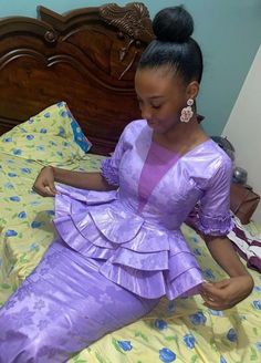 African Print Long Dress, Aso Ebi Lace, Aso Ebi Lace Styles, African Attire Dresses, Mode Turban