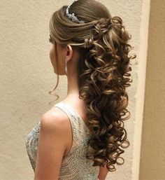 Long Wedding Hairstyle Inspiration 2018 Crown Quince, Quincera Hairstyles, Crown Updo, Hair Quince, Quince Hairstyles With Crown, Quinceanera Hairstyles, Cute Simple Hairstyles, Homecoming Hairstyles For Medium Length, Quince Hairstyles