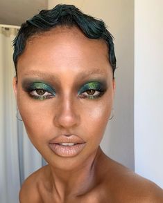 Editorial Make-up, Drag Make-up, Smink Inspiration, Green Makeup, Beauty Make-up, Braut Make-up, Edgy Makeup, Makeup Eye Looks, Nails Makeup