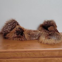 Custom Made Real Red Fox Fur Slippers Made For Womens Size 7.5 Shoe Paid $250 Fur Slippers, Red Fox, Fox Fur, Custom Made, Fox, Slippers, Size 7, Womens Sizes, Red