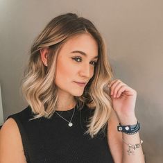 Balliage Hair Blonde, Sombre Blond, Long Bob Hairstyles Blonde, Balliage Hair, Brown Hair With Blonde Balayage, Carmel Blonde, Long Bob Balayage, Light Brown Balayage, Blonde Balayage Bob