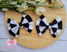 Hair Bows Fabric, Track Hair, Toddler Girl Accessories, Track Hairstyles, Pigtail Hair Bows, Pinwheel Bow, Colors Black And White, Pigtail Hairstyles