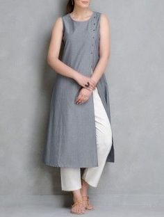 Grey Pin Stripe Cotton Kurta with Front Slit Grey Kurti, How To Wear Culottes, Womens Suit, Kurta Patterns, Salwar Designs, Long Kurti Designs, Cotton Kurti Designs, Salwar Kamiz, Kurti Design