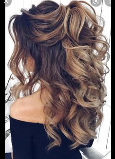 Prom Video, Beautiful Wedding Hairstyles, Beautiful Wedding Hair, Formal Hairstyles For Long Hair, Half Up Half Down Hairstyles, Prom Hair Down, Up Dos, Quince Hairstyles