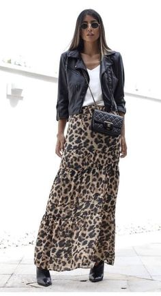 Casual Chique Stijl, Leopard Print Outfits, Home Wear Women, Woman Suit, Leopard Print Skirt, 60 Fashion, Summer Home, Casual Work Outfits