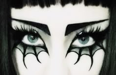 Goth Contact Lenses, Formal Goth Makeup, Bat Eye Makeup, Eye Makeup Inspo, Bat Makeup, Trad Goth Makeup