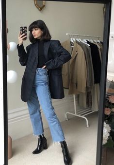 Chloe Miles, Blazer Street Style, Dream Outfits, Paris Mode, Moda Jeans, Winter Mode, Winter Outfit Inspiration, Casual Chic Outfit, Mode Inspo