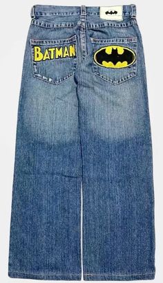 Spiderman Jeans, Jean Painting Ideas, Batman Pants, Diy Clothing Ideas, Batman Clothes, Batman Outfits, Design Jeans, Diy Clothes Design