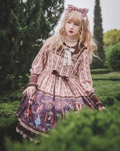 Eternal heroine ♡ Alice x Lolita coordination 7 selections – ロリータファッション通販RonRon Dark Forest, Collar