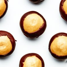 This Buckeye Recipe Is Sort of Like Reese's Cups, Only Better | Bon Appétit Chocolate Buckeyes, Buckeye Recipe, Buckeye Candy, Peanut Butter Buckeyes, Buckeyes Recipe, Pastry School, Chocolate Pairings, Mini Dessert, Peanut Butter Balls